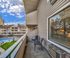 Poolside Condo Right By The Shores Of Lake Tahoe Condo