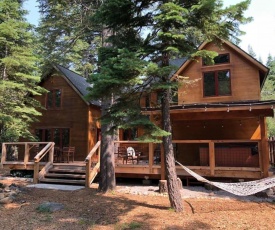 Dakota by AvantStay - Tahoe Paradise! Private Beach Access w Hot Tub