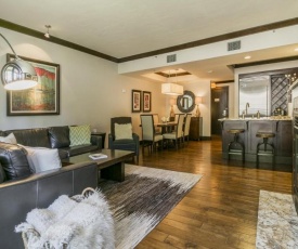 Luxurious 3 Bedroom With Ski in & out Access condo