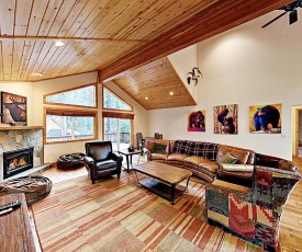 New Listing! Tahoe Donner Haven With Hot Tub & Decks Home