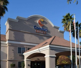 Comfort Suites Tulare