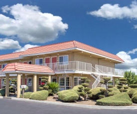 Days Inn by Wyndham Turlock