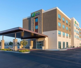 Holiday Inn Express Visalia-Sequoia Gateway Area, an IHG Hotel