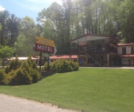 Qualla Cabins and Motel