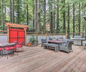 Redwoods Treehouse Across From the Russian River!