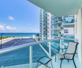 5 OCEAN VIEW Balcony-BEACHFRONT CONDO 1 BDRM