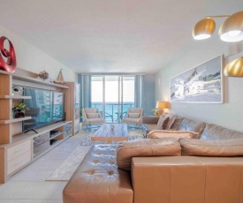 Fantastic Ocean View - Condo on the Beach!!