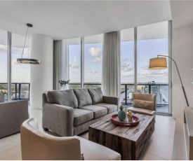 PentHouse One Bedroom Luxury Condo @HydeResort