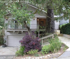 Carmel Seahorse 3 blocks to Carmel Beach 30 Night stays or more only