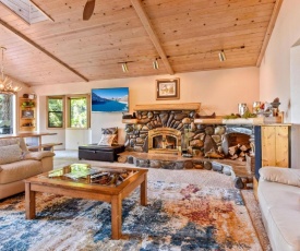 Lakeview Pine Haven: Hot Tub, Near Skiing & Beach home