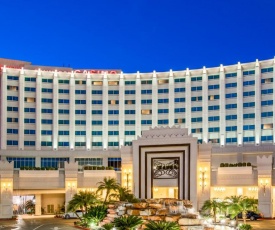 Crowne Plaza Los Angeles-Commerce Casino, an IHG Hotel