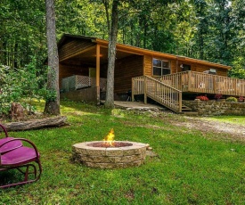 Centerpoint Trail Cabin- Perfect hiking just steps away