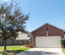 Great house in Cypress for families extended stay!