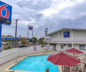 Motel 6-El Monte, CA - Los Angeles