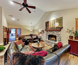 Luxe Home - 3 Decks - Near Lake Arrowhead Village home