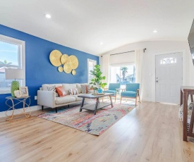 A Beautiful Decorated Home To Experience Local LA Close to LAX and Sofi Stadium