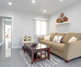 Bright Spacious Family House Near Universal Studios