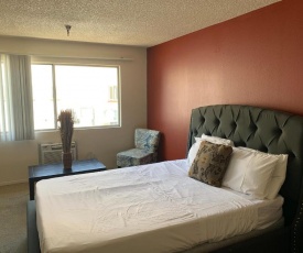 Charming Hotel Style Unit-C13