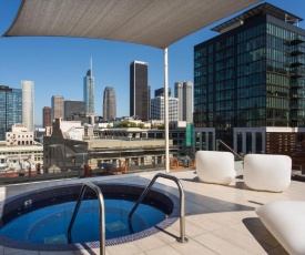 DTLA Loft Gorgeous Views