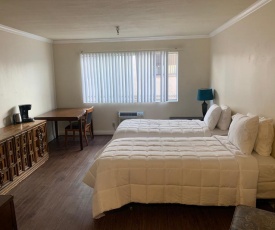 Spacious Double Bed Suite-A09