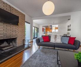 Stay Gia Sleek Mid Century 3 Bedroom Home In Hollywood