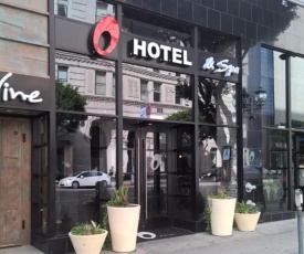 O Hotel