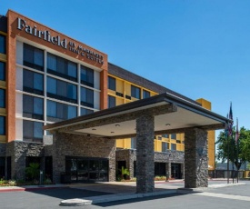 Fairfield Inn and Suites by Marriott Bakersfield Central
