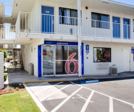 Motel 6-Bakersfield, CA - South