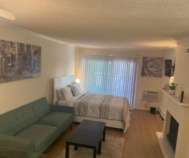 Deluxe 1Br+1Ba Apartment in Marina Del Rey With Amazing Location, Just A Few Steps Away From VENICE BEACH!