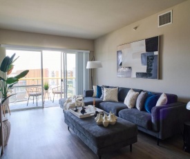 Modern and exquisite Condo in Marina del Rey/ Venice Beach