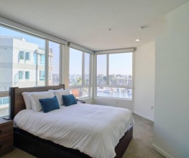 Peaceful Zen Condo Right by the Water in Marina, Venice Beach