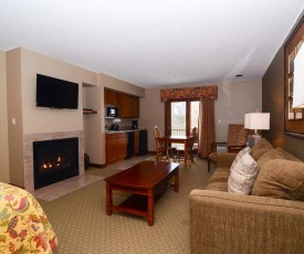 A209 - Studio Style Suite with Lake View, Free WIFI, and Balcony!