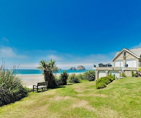 Spectacular Oceanfront Chateau - Steps to Beach home