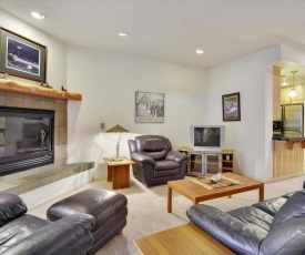 Squaw Valley Tavern Inn Two Bedroom Condo