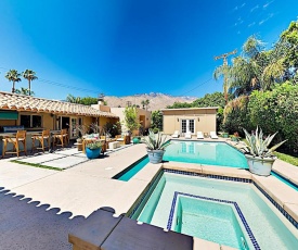 New Listing! Stunning Movie Colony With Private Pool Home