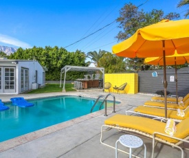 Palm Springs Pool Bungalow