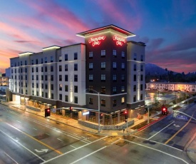 Hampton Inn Riverside Downtown