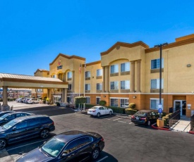 Comfort Inn & Suites Sacramento – University Area