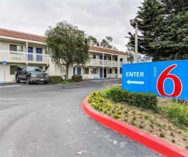 Motel 6-Salinas, CA - North Monterey Area