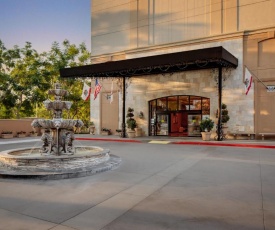 DoubleTree by Hilton Santa Ana - Orange County Airport