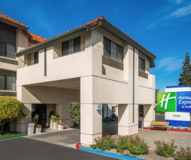 Holiday Inn Express Hotel & Suites Santa Clara - Silicon Valley, an IHG Hotel